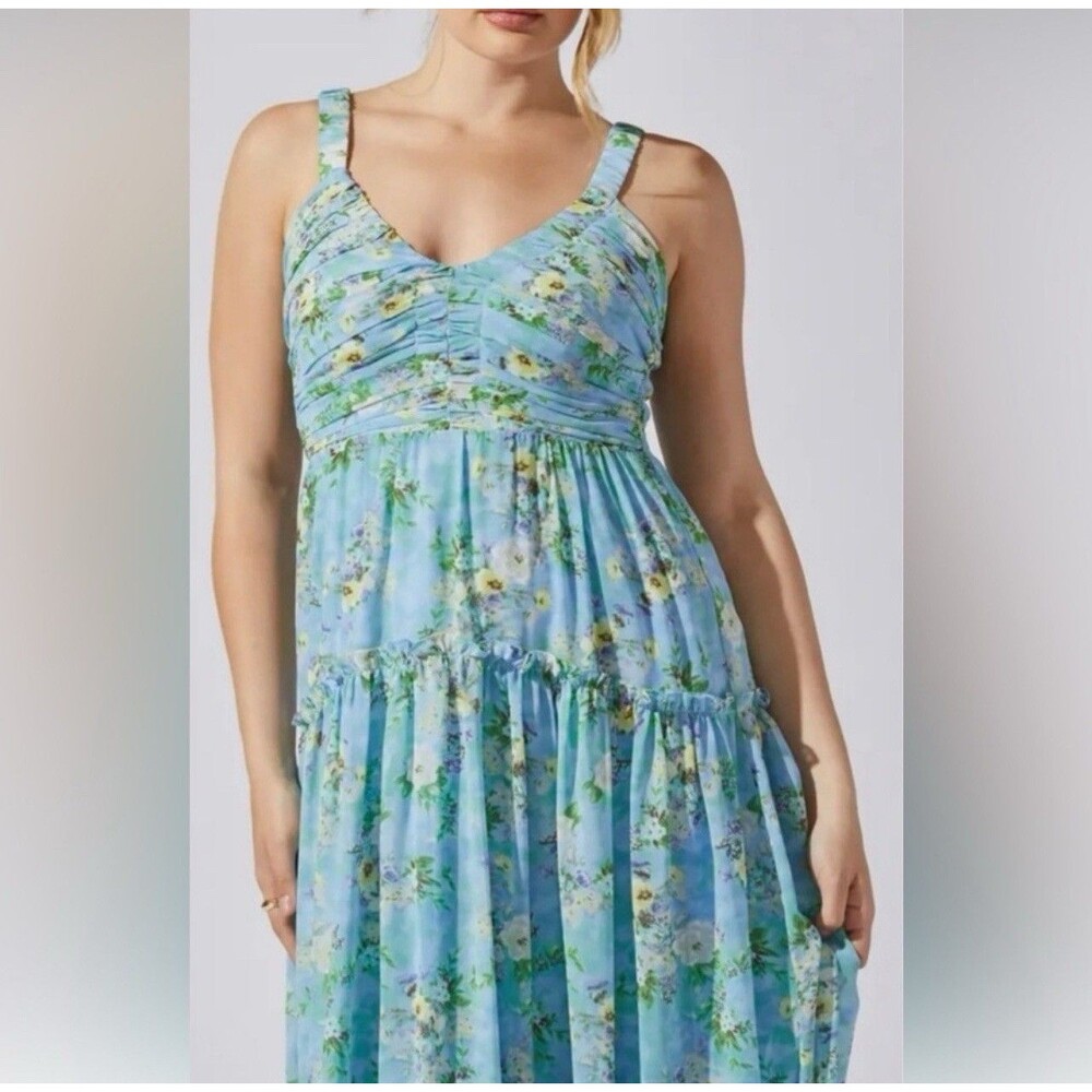 ASTR The Label NEW Maxi Dress Women’s LARGE Floral Shirred V-Neck Blue Green
